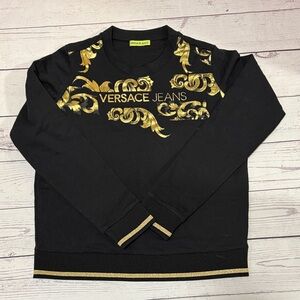 Versace Sweatshirt 💯 % cotton Buttondown